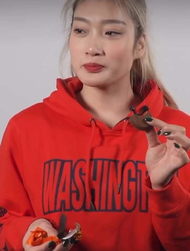 久久精品成人